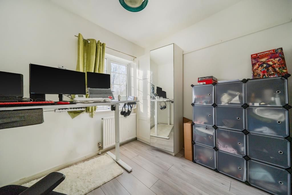 Additional image 11 of 3 bed town house for saleWinifred Street, Old Town, Swindon SN3