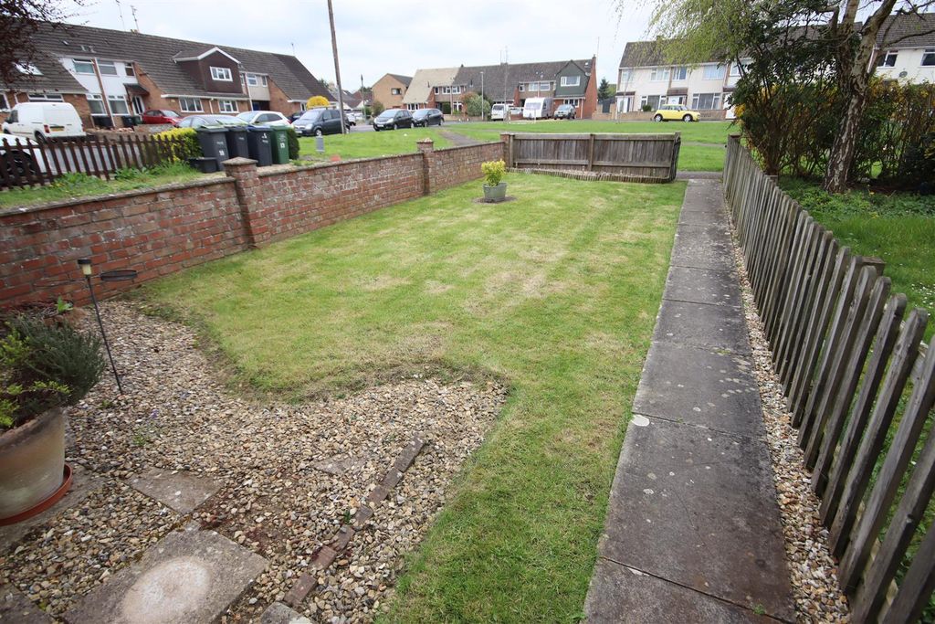 Additional image 11 of 3 bed end terrace house for saleStonelea Close, Chippenham SN14