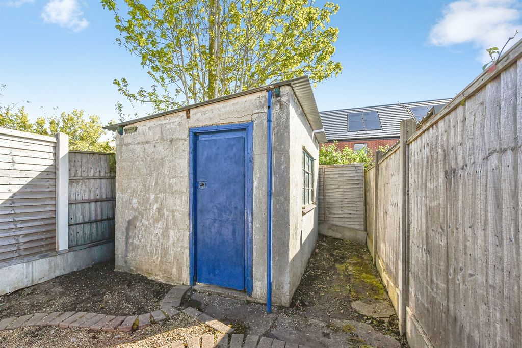 Additional image 15 of 2 bed end terrace house for saleTugela Road, Chippenham SN15