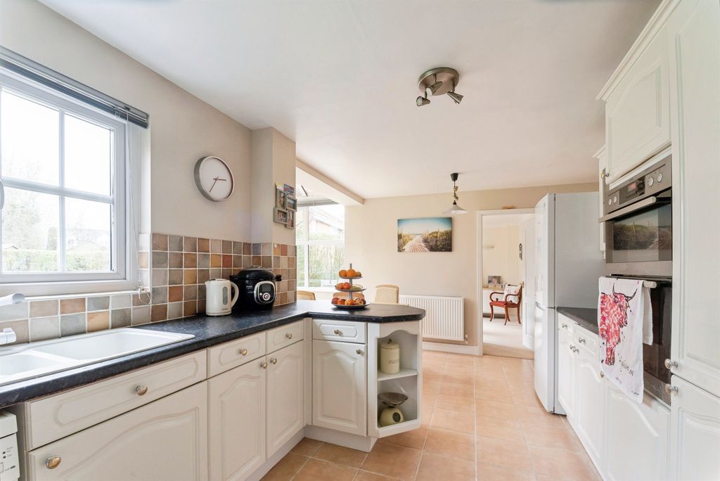 Additional image 18 of 4 bed detached house for saleJuno Way, Swindon SN5