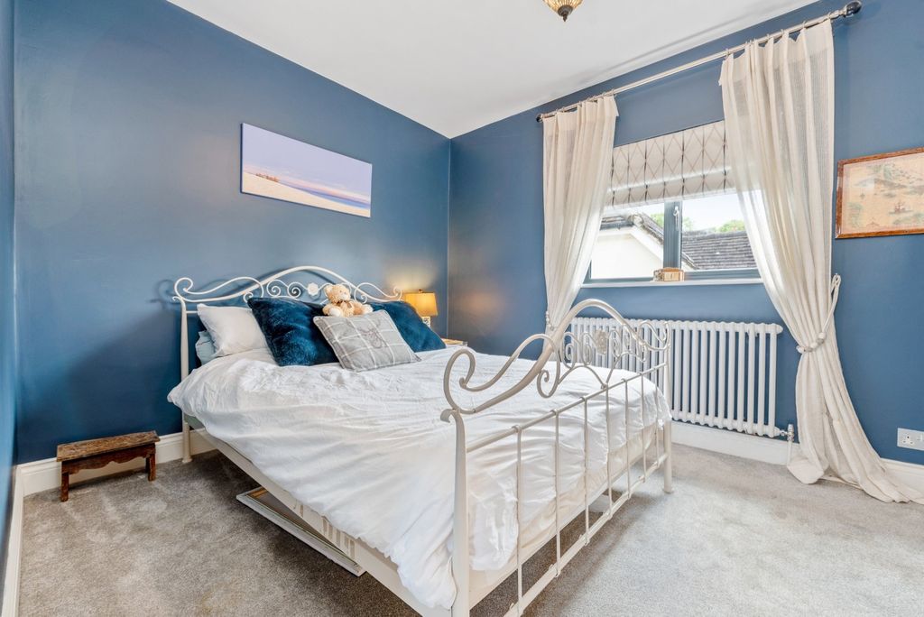 Additional image 12 of 4 bed detached house for saleThe Avenue, Ascot, Berkshire SL5