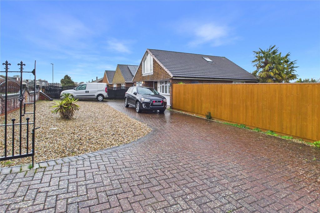 Additional image 20 of 3 bed bungalow for saleThe Broadway, Rodbourne Cheney, Swindon SN25