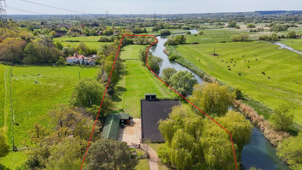 Additional image 3 of 4 bed detached house for saleHale Road, Woodgreen, Fordingbridge SP6