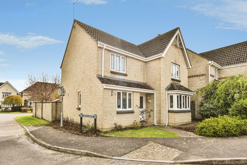 4 bed detached house for saleThe Mallards, Tisbury, Salisbury SP3