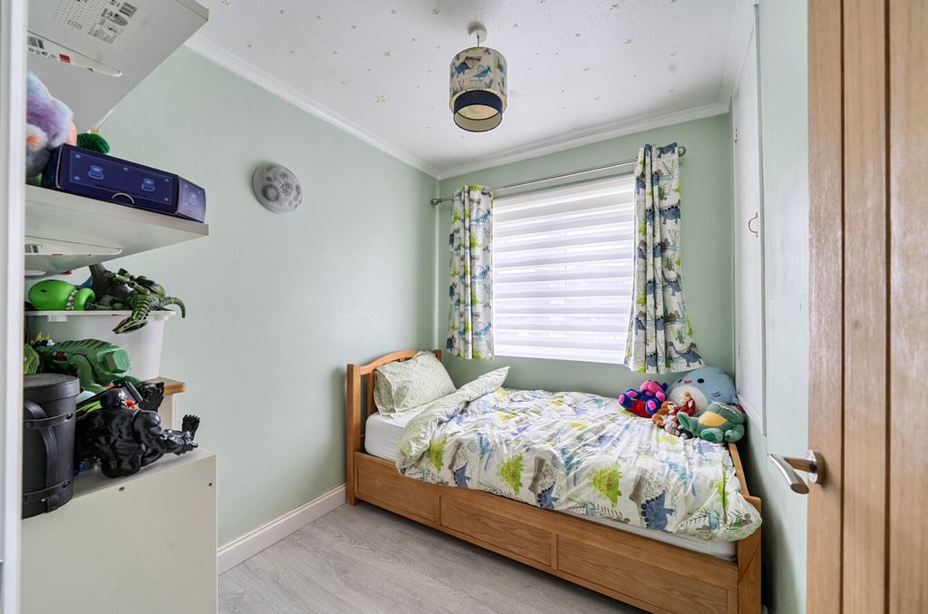 Additional image 15 of 3 bed semi-detached house for saleChurchward Avenue, Swindon, Wiltshire SN2