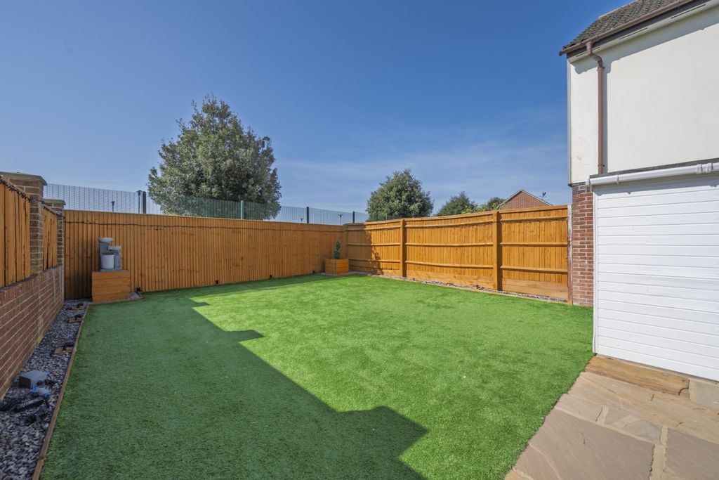 Additional image 14 of 3 bed semi-detached house for saleOlive Grove, Swindon SN25