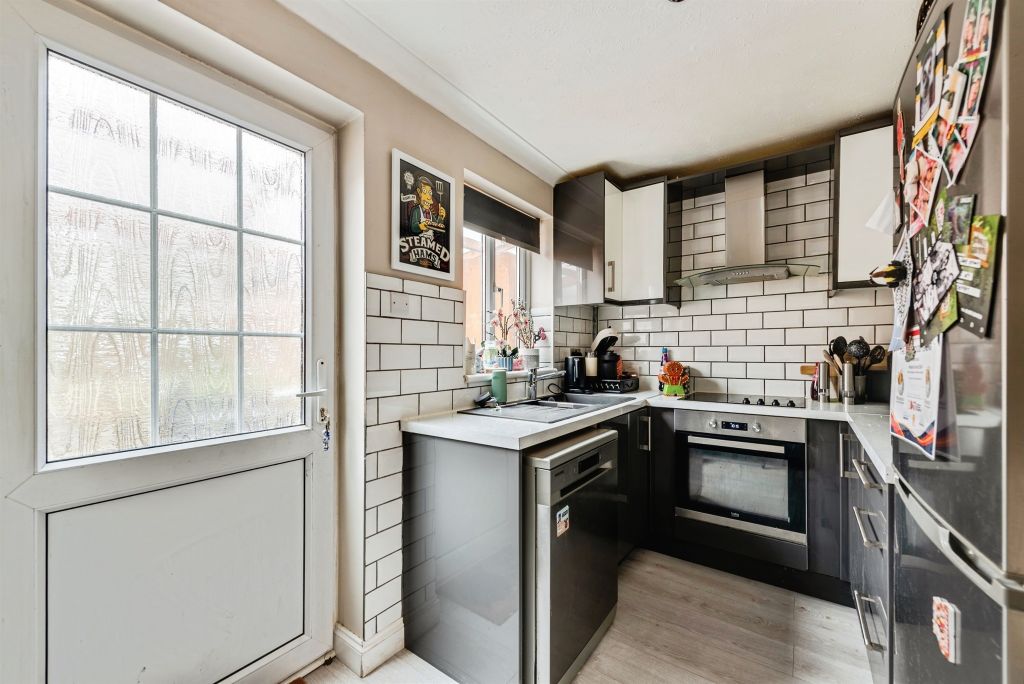 Additional image 2 of 2 bed semi-detached house for salePennycress Close, Swindon SN25