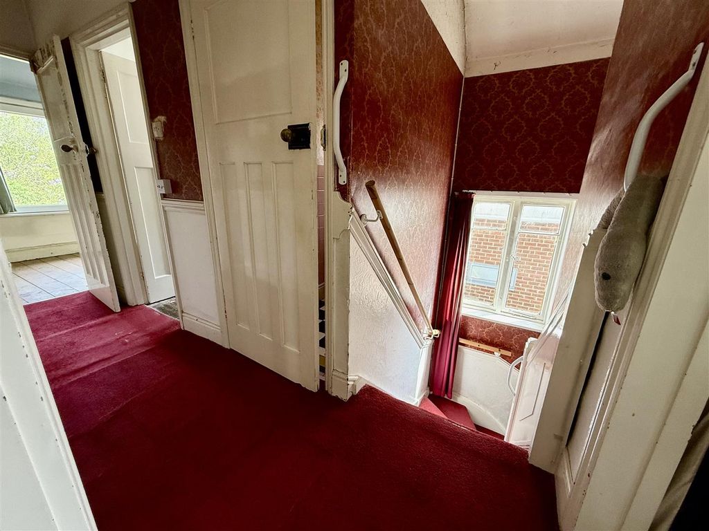 Additional image 14 of 4 bed detached house for saleMarlborough Road, Swindon SN3