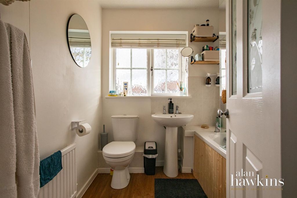 Additional image 11 of 3 bed semi-detached house for saleVictoria Drive, Lyneham SN15