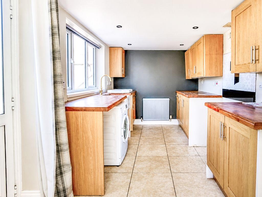 Additional image 4 of 3 bed semi-detached house for sale46 Woodland Way, Wiltshire SN10