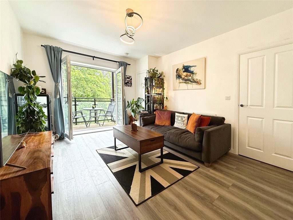 Additional image 3 of 1 bed flat for saleEdrich Grange, Crowthorne, Berkshire RG45