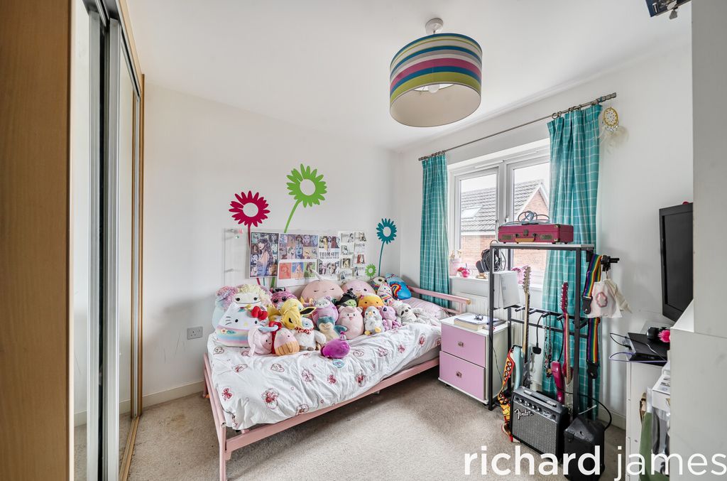 Additional image 9 of 3 bed semi-detached house for saleMoredon Road, Moredon, Swindon SN2
