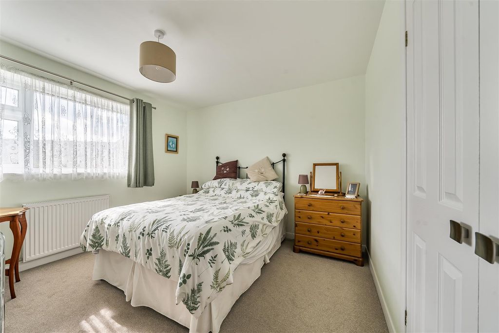 Additional image 18 of 4 bed detached house for saleSalisbury Close, Chippenham SN14