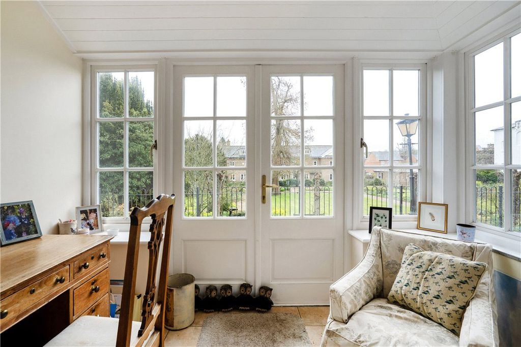 Additional image 8 of 2 bed terraced house for saleWye House Gardens, Barn Street, Marlborough, Wiltshire SN8