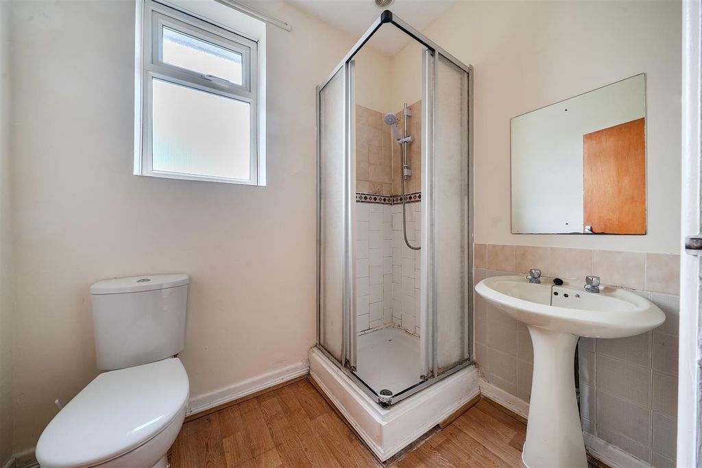 Additional image 10 of 4 bed detached bungalow for saleGreen Lane, Trowbridge BA14