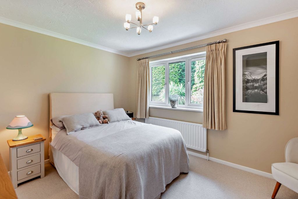 Additional image 8 of 5 bed detached house for saleThe Burlings, Ascot, Berkshire SL5