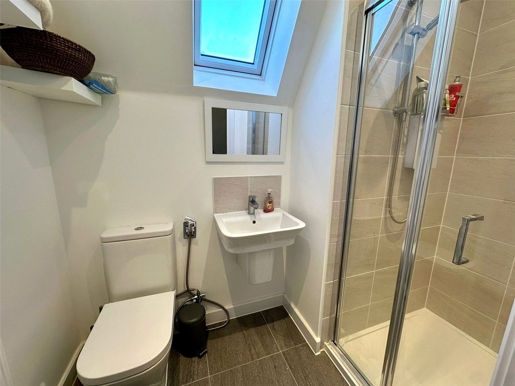 Additional image 7 of 4 bed detached house for saleSt. Georges Park, Binfield, Bracknell, Berkshire RG42