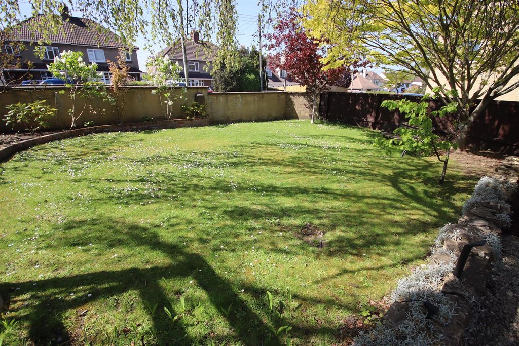 Additional image 14 of 2 bed cottage for saleMalmesbury Road, Chippenham SN15