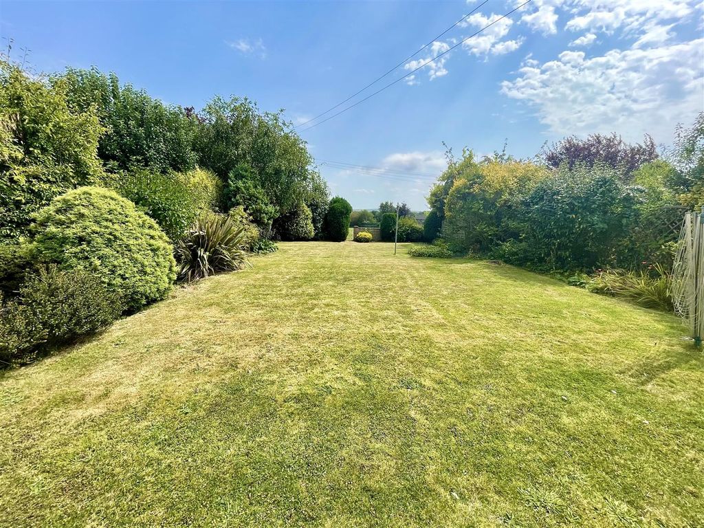 Additional image 16 of 3 bed detached house for saleDowns View Road, Swindon SN3