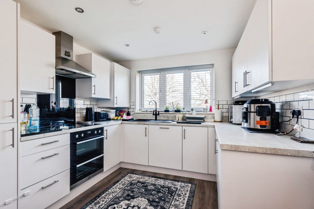 Additional image 2 of 4 bed semi-detached house for saleBrickworth Place, Swindon SN3