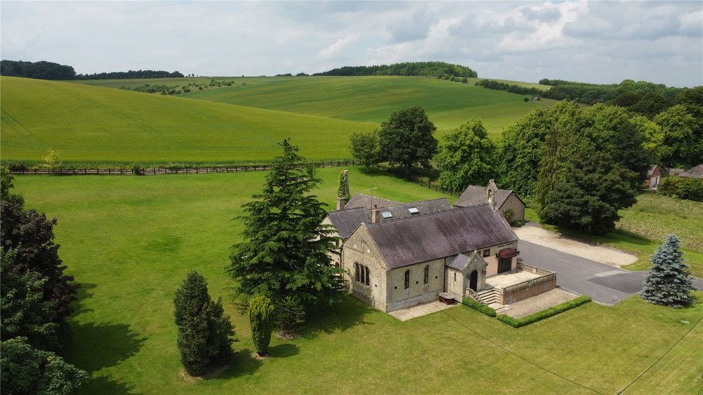 6 bed country house for saleCollingbourne Kingston, Marlborough SN8