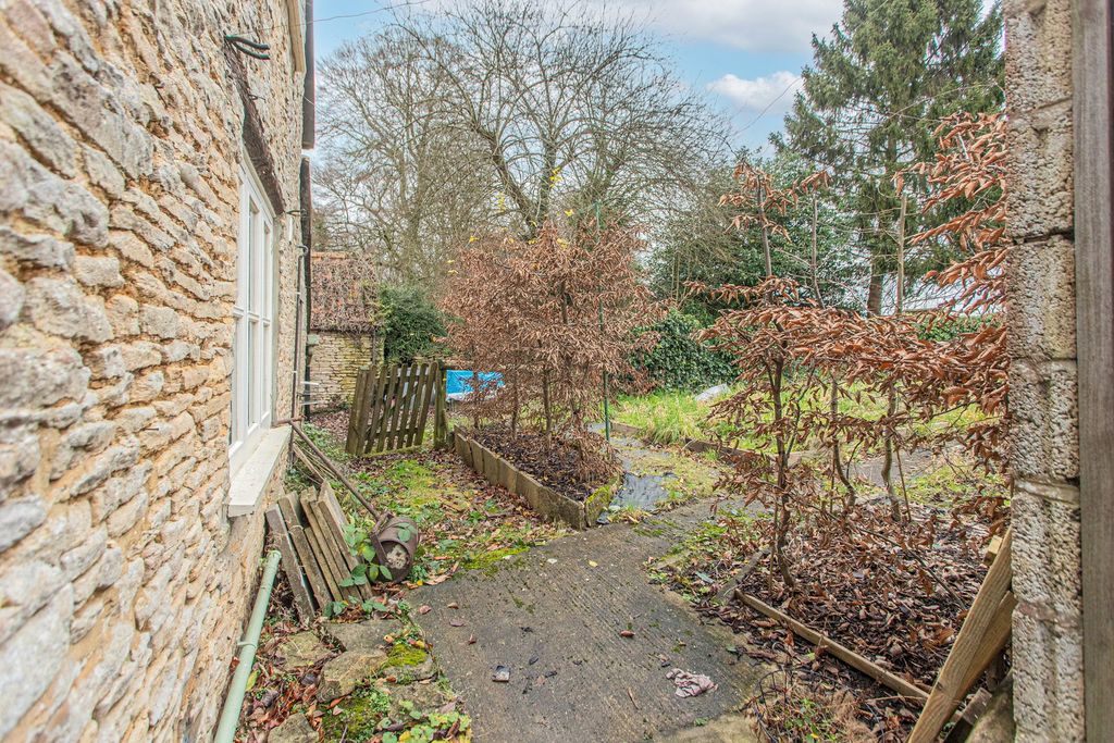 Additional image 15 of 3 bed cottage for saleCharlton, Nr Malmesbury, Wiltshire SN16