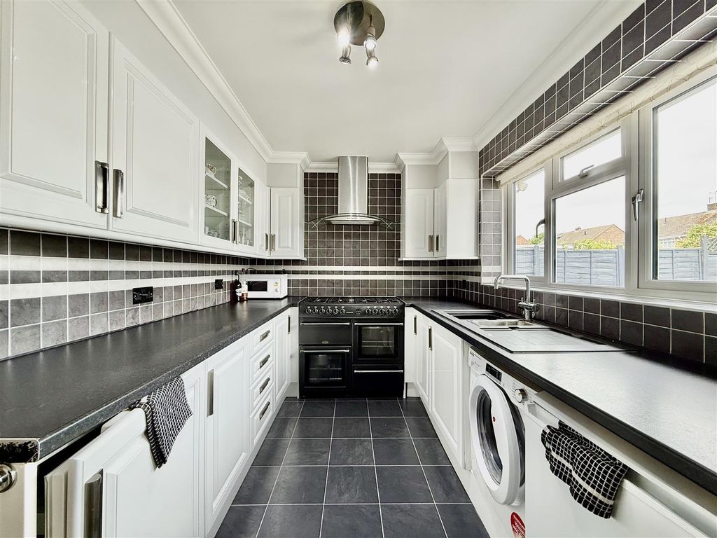 Additional image 3 of 3 bed detached bungalow for saleEgerton Close, Swindon SN3