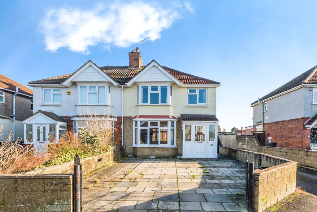 3 bed semi-detached house for saleNorthern Road, Swindon SN2