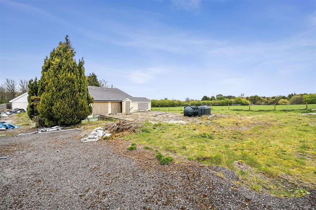 Additional image 4 of 4 bed detached bungalow for saleStockbridge Road, Lopcombe, Salisbury SP5