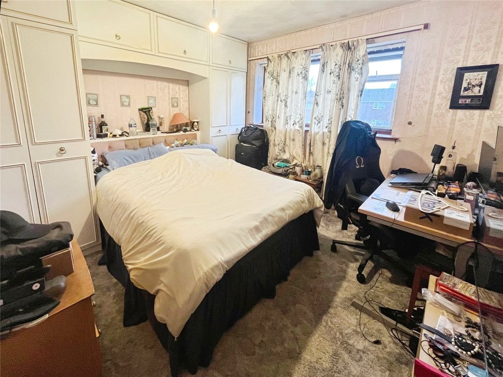 Additional image 9 of 3 bed end terrace house for saleImber Walk, Swindon, Wiltshire SN2