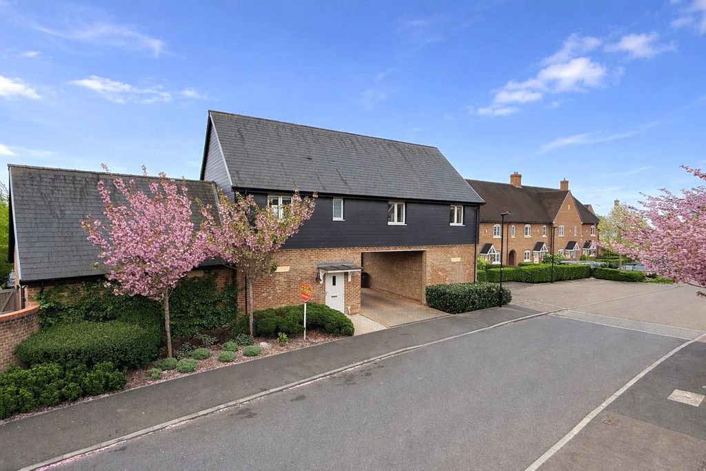 3 bed detached house for saleSorrel Drive, Warfield, Bracknell, Berkshire RG42