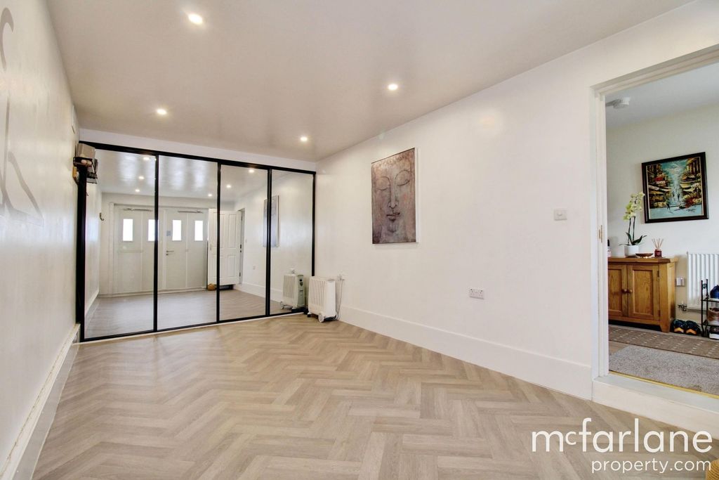 Additional image 9 of 5 bed detached house for salePolesdon Avenue, Coate SN3