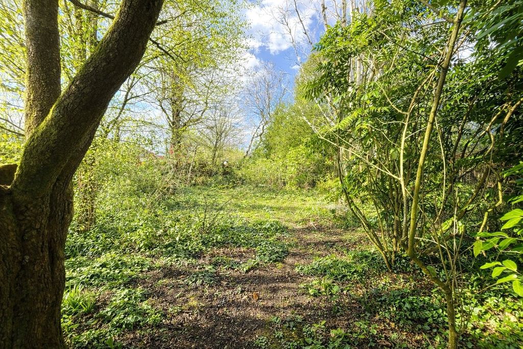 Additional image 16 of 4 bed country house for saleCanada Road, West Wellow, Romsey, Hampshire SO51