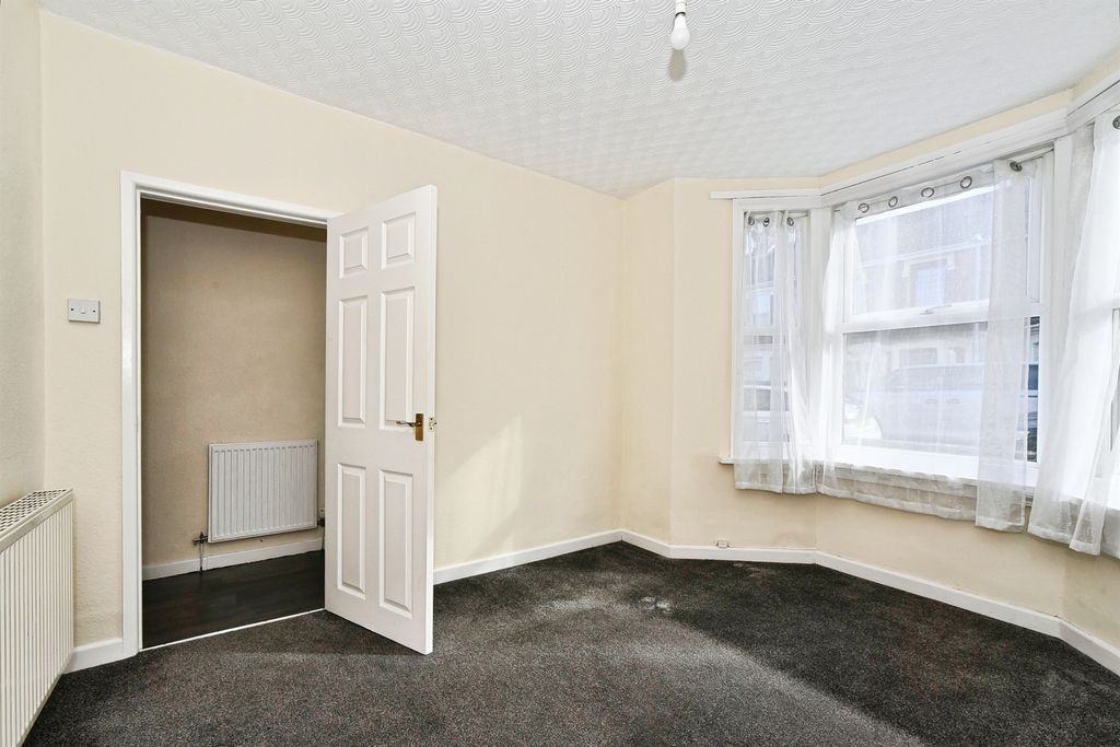 Additional image 2 of 2 bed terraced house for saleRayfield Grove, Swindon SN2