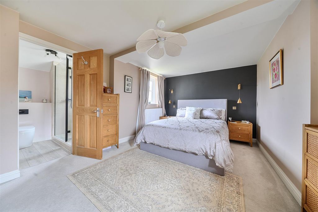 Additional image 16 of 4 bed detached house for saleHigh Street, Sutton Benger, Chippenham SN15