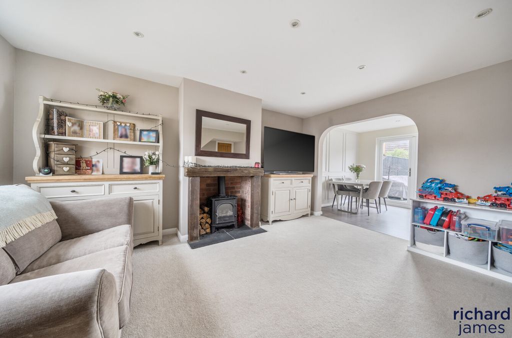 Additional image 3 of 4 bed detached house for saleGifford Road, Stratton St Margaret, Swindon SN3