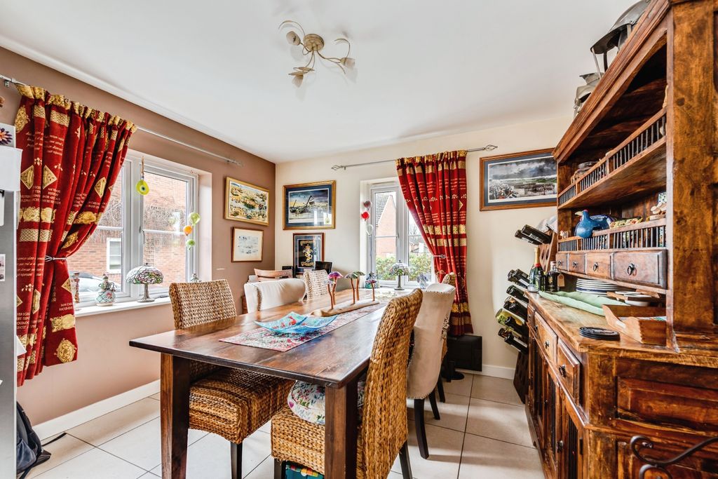 Additional image 6 of 4 bed detached house for saleSt. Josephs Way - Lyneham, Chippenham SN15