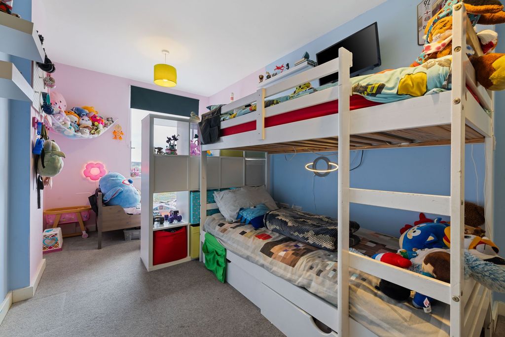Additional image 10 of 2 bed flat for saleWestminster Mansions, Sullivan Road, Camberley GU15