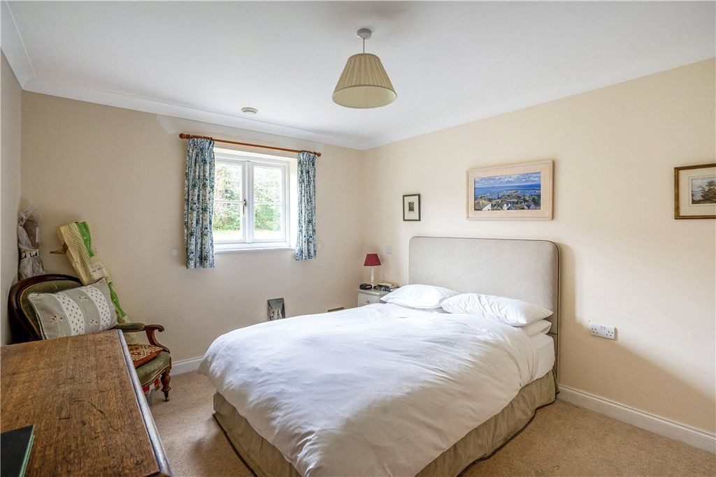 Additional image 11 of 2 bed terraced house for saleWye House Gardens, Barn Street, Marlborough, Wiltshire SN8