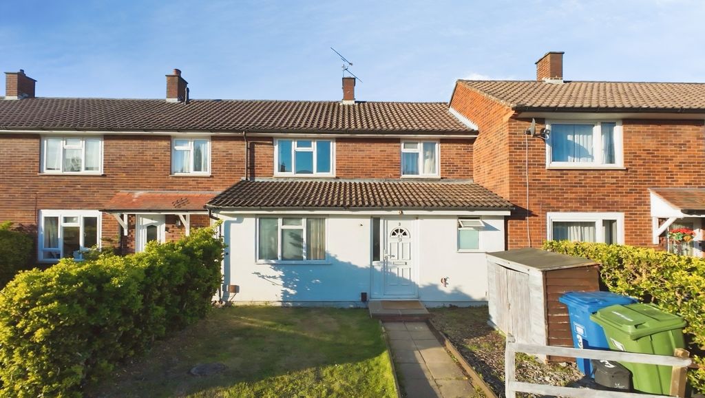 4 bed terraced house for saleBarnett Green, Bracknell, Bracknell Forest RG12