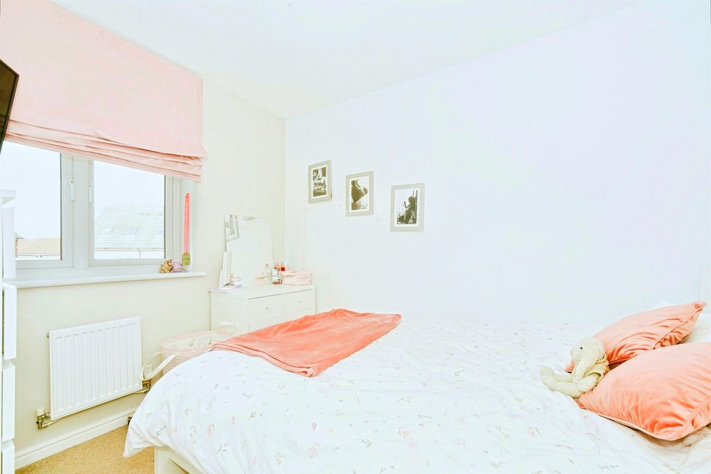 Additional image 13 of 4 bed detached house for saleDevonald Way, Old Sarum, Salisbury SP4