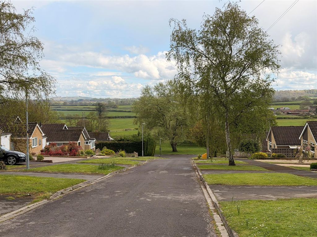 Additional image 2 of 4 bed detached house for saleMatford Hill, Chippenham SN15