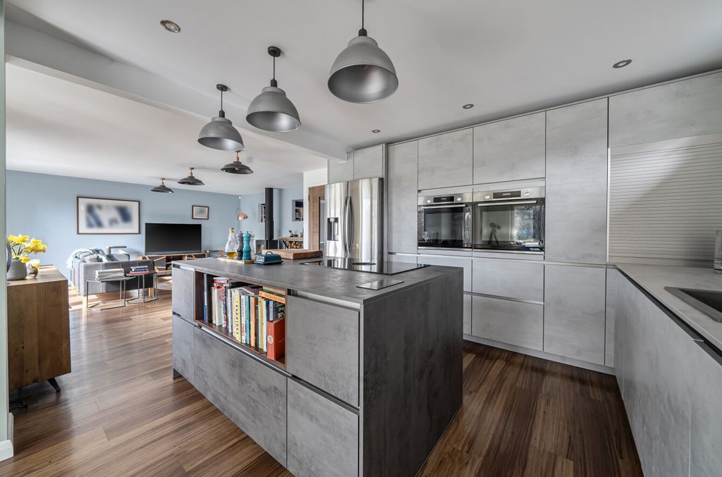 Additional image 10 of 4 bed detached house for saleNorth Lane, Nomansland, Salisbury SP5