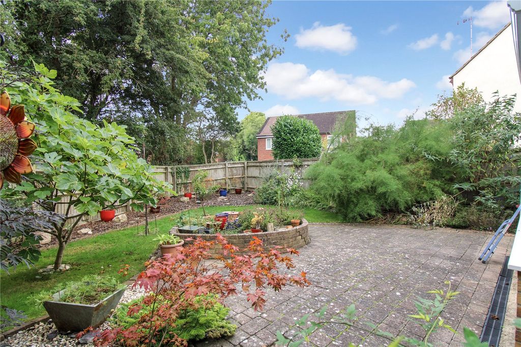 Additional image 3 of 4 bed detached house for saleHarebell Close, Haydon Wick, Swindon SN25