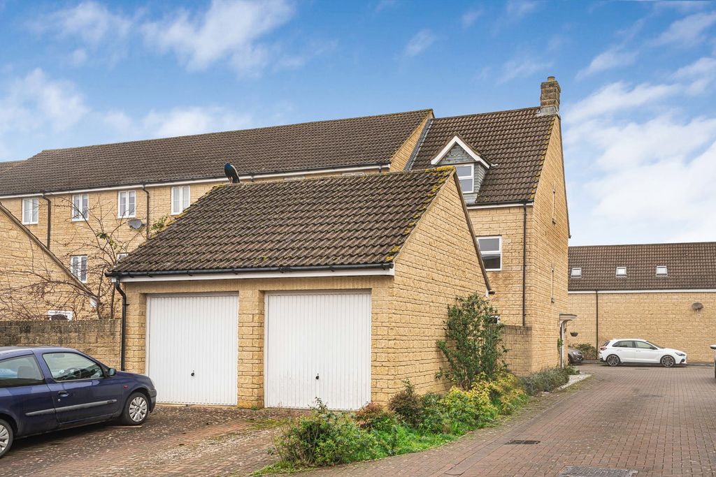 Additional image 5 of 4 bed end terrace house for saleAvenue De Gien, Malmesbury, Wiltshire SN16