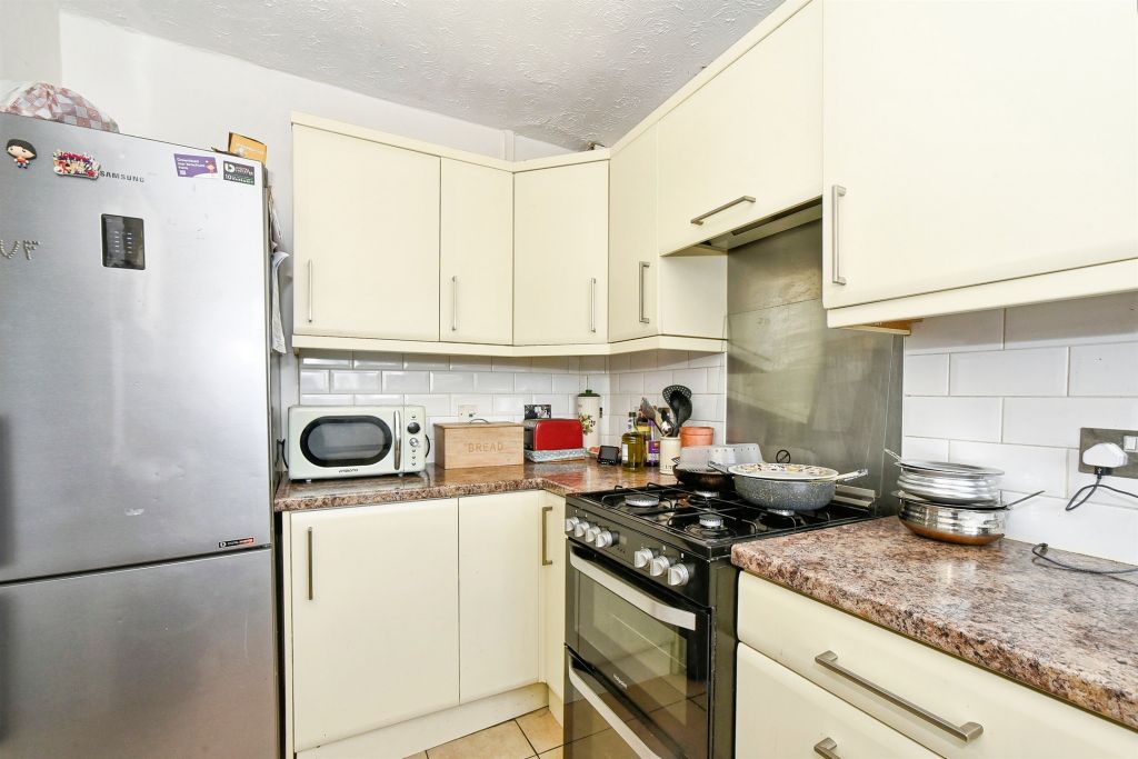 Additional image 5 of 2 bed flat for saleSomerville Road, Swindon SN3