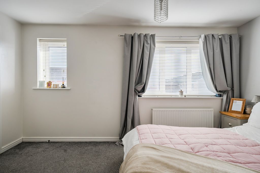 Additional image 7 of 3 bed semi-detached house for saleAcademy Close, Melksham SN12