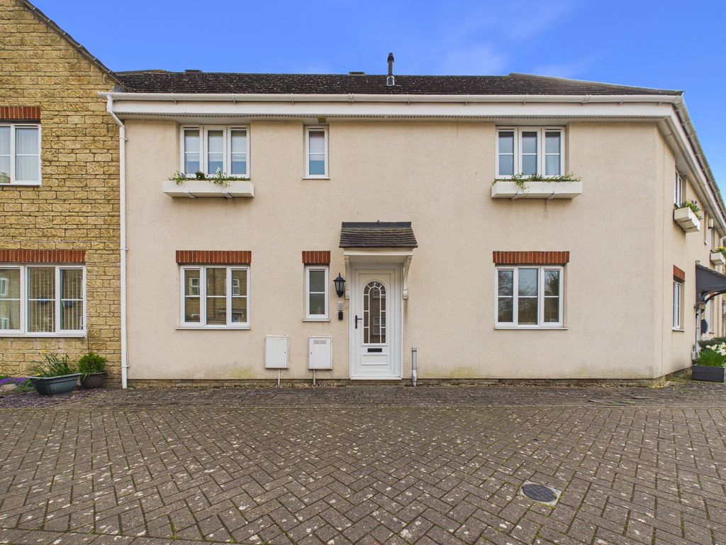 3 bed terraced house for saleZander Road, Calne SN11