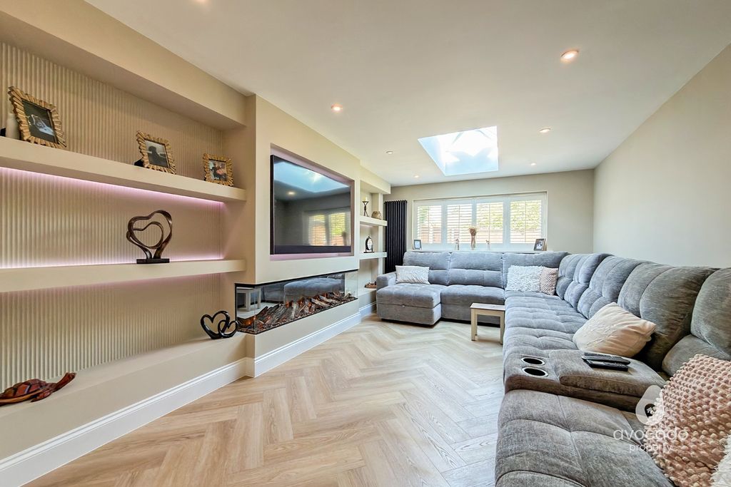 Additional image 6 of 4 bed detached house for saleOrion, Bracknell RG12