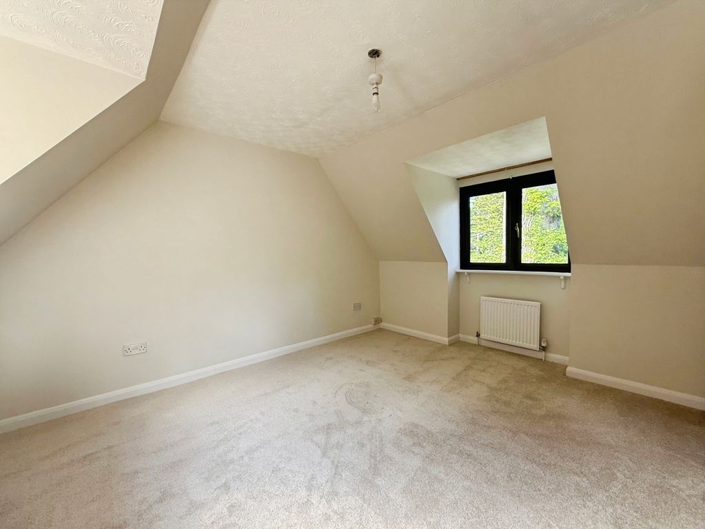 Additional image 15 of 3 bed detached house for saleKings Road, Crowthorne, Berkshire RG45